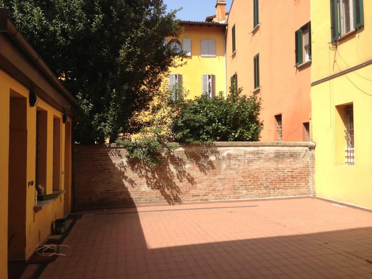 The Pianist S House In The Heart Of Bologna Apartment Luaran gambar