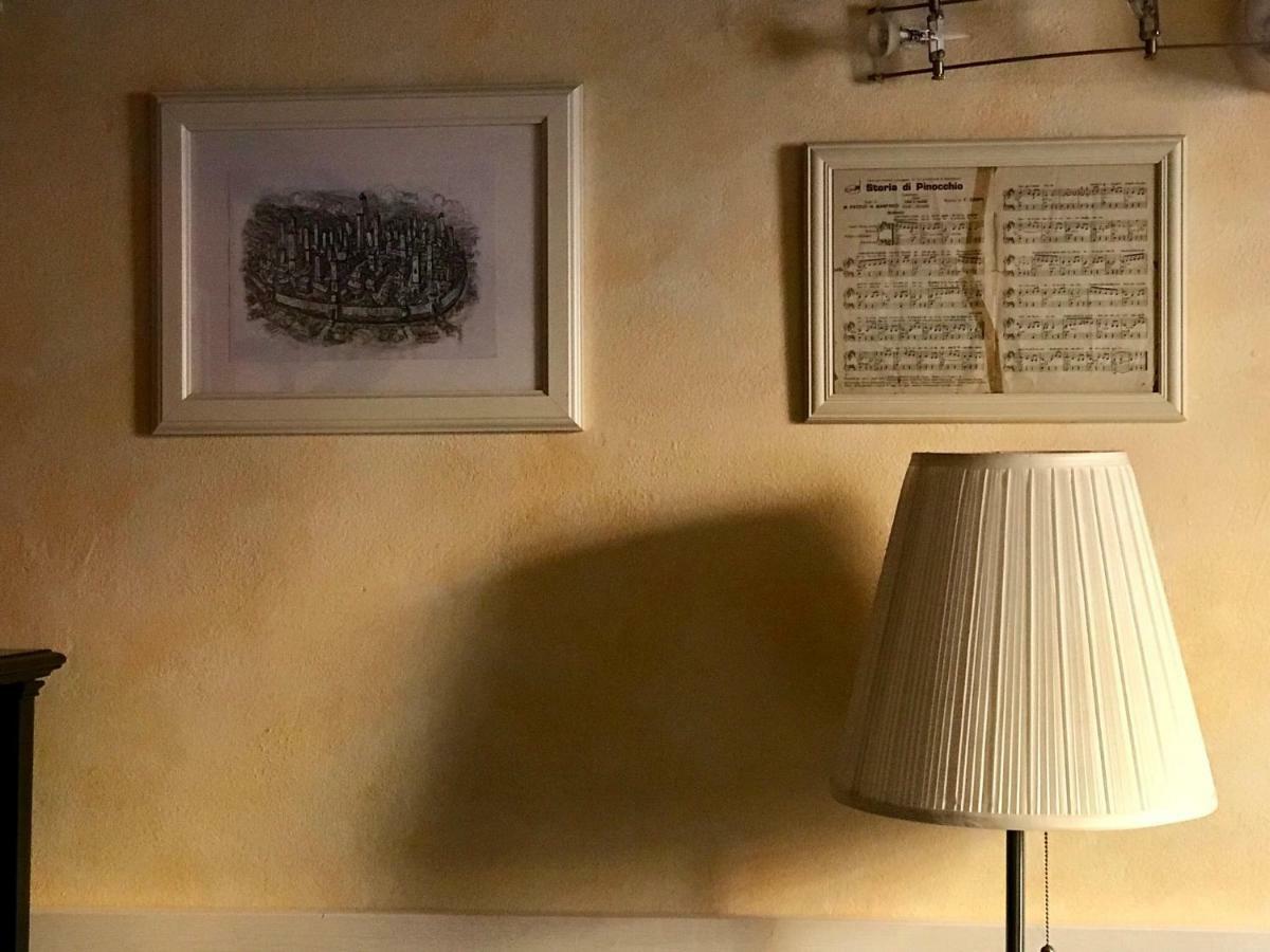 The Pianist S House In The Heart Of Bologna Apartment Luaran gambar
